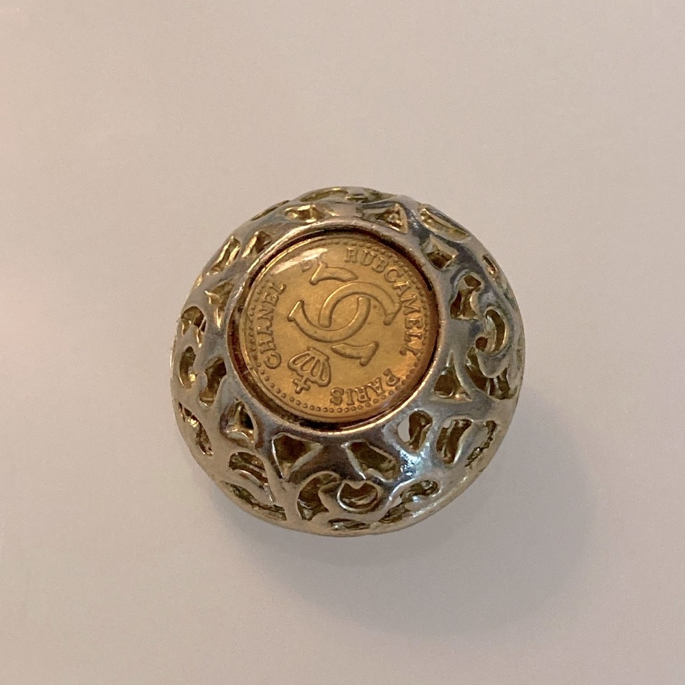 Auth Chanel by Rubcamell Paris Earring Vintage Single - Picture 2 of 8